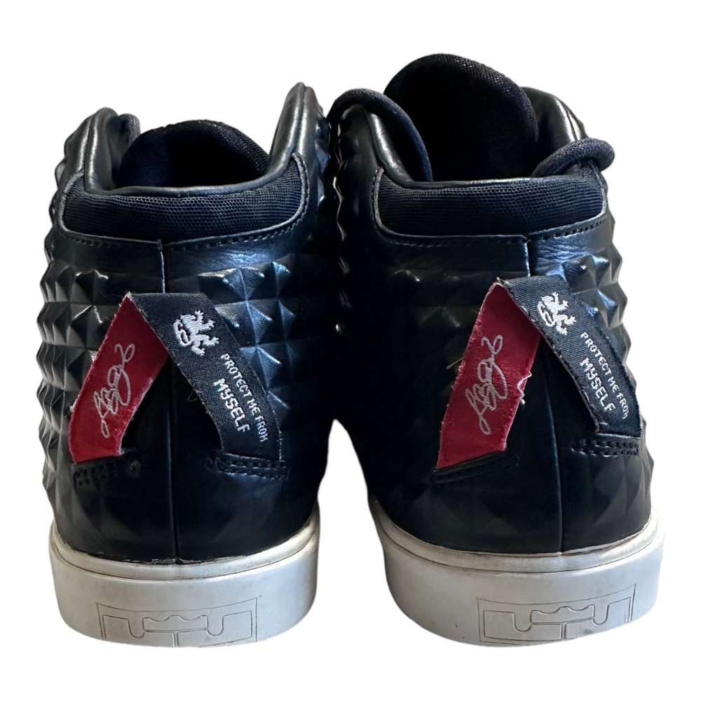 Nike LeBron 12 NSW Lifestyle Sneakers Mens Size 10 Black Red Gold Mid Top - Picture 4 of 7